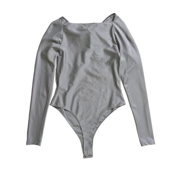 Coperni Twisted Cut Out Jersey Bodysuit in Pearl Grey‎ - Picture 9 of 12
